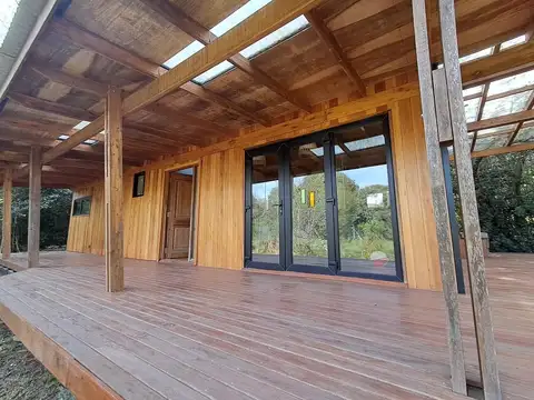 Casa en Alquiler con 5 cocheras