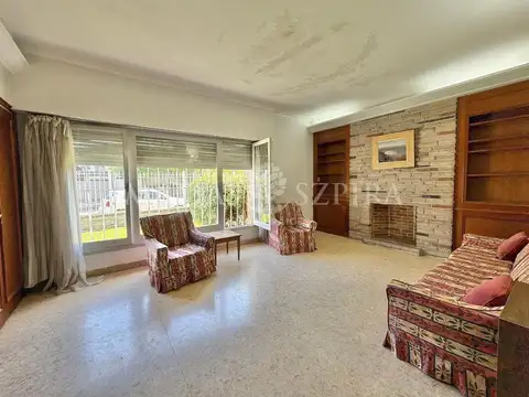 CHALET 6 AMBIENTES EN HAEDO CHICO