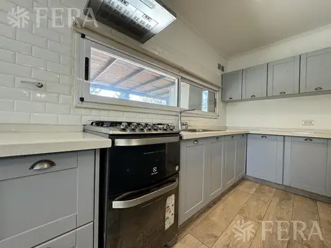 Casa 4 ambientes con 3 baños