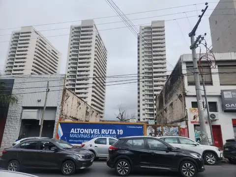 VENTA TERRENO APTO DESARROLLO SOBRE  F. M. ESQUIU