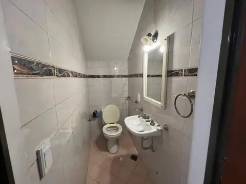 Casa en Alquiler con 1 cochera