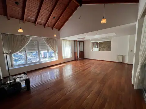 ALQUILER CASA MENDOZA 5TA SECCION IDEAL COMERCIAL