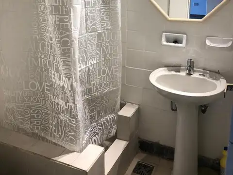 Departamento 2 ambientes con 1 baño