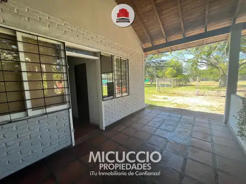 Casaquinta en venta, Kennedy 1650, barrio El Cazador