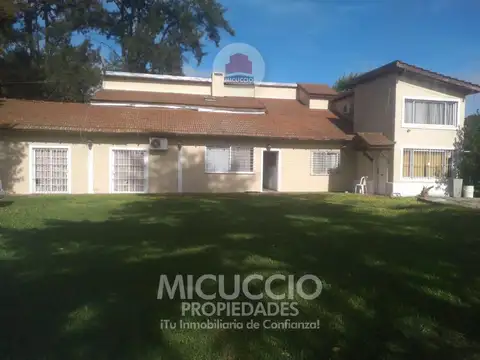 Casaquinta en venta | Kennedy N°1650 | Barrio El Cazador