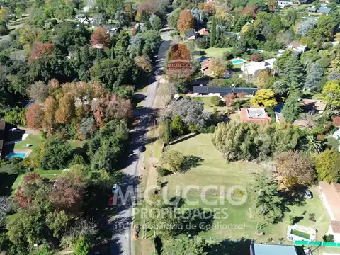 Casaquinta en venta | Kennedy N°1650 | Barrio El Cazador