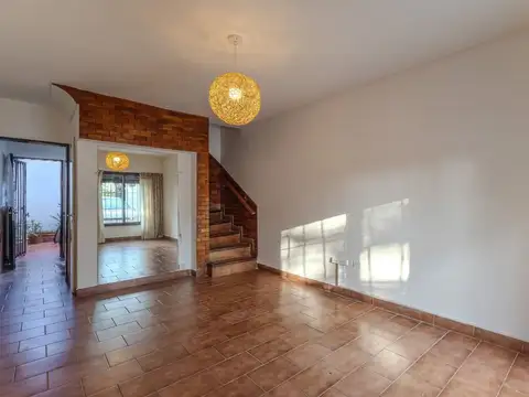 Depto Tipo Casa en Alquiler de 3 ambientes