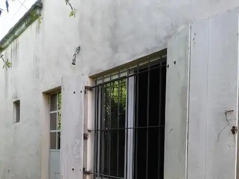 Departamento 9 ambientes con 4 baños