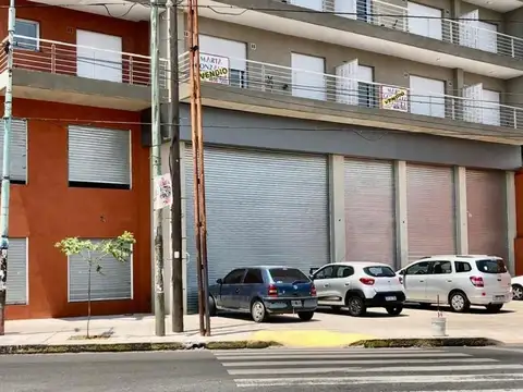 Av.Rivadavia 17400