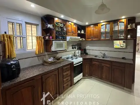 Hermosa casa en venta 4 ambientes en Florencio Varela