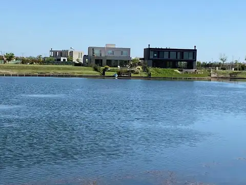 Terreno en Venta de 972,0 m2