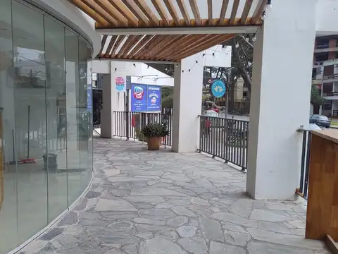 Av. San Bernardo esquina Chiozza