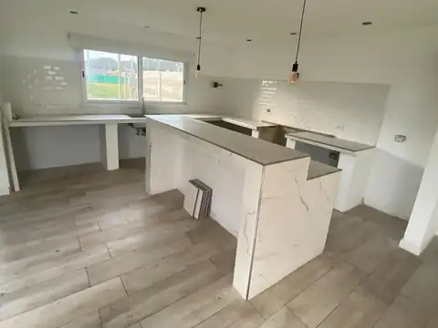 Casa en Venta - 3 Dormitorios 2 Baños - 520mts - Santa Clara Del Mar