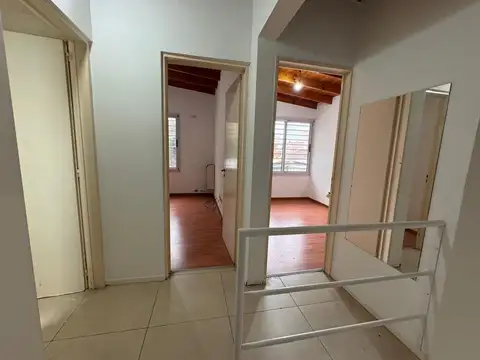 Depto Tipo Casa en Alquiler con 1 cocheras