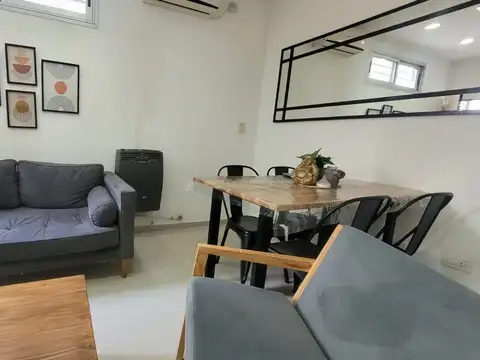 Depto Tipo Casa 3 ambientes con 1 baño