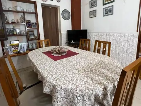 CASA EN VENTA SANTA FE MOISES VILLE TRES DORMITORIOS DOS BAÑOS