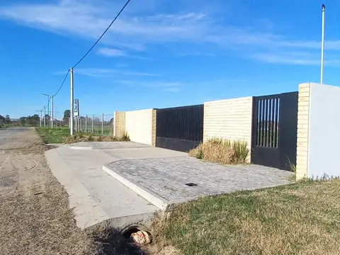 501 y 161, Barrio Senderos lote en venta en sector abierto