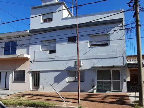 ESTUPENDO PH PLANTA BAJA  3 AMBIENTES EN EXCELENTE UBICACION