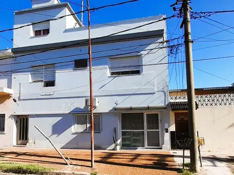 ESTUPENDO PH PLANTA BAJA  3 AMBIENTES EN EXCELENTE UBICACION