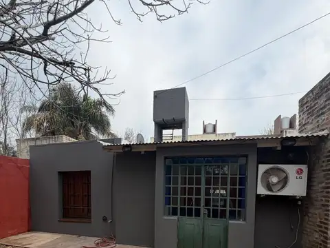 Depto Tipo Casa 3 ambientes con 2 baños
