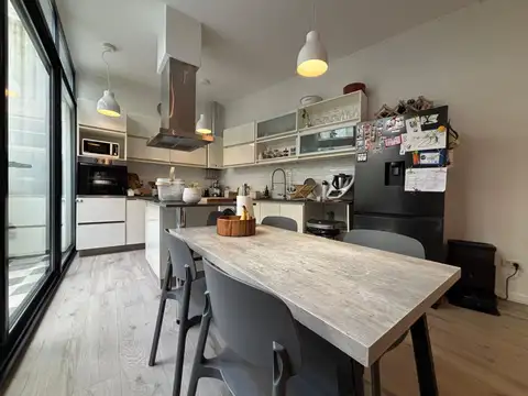 Depto Tipo Casa en Venta con 1 cocheras