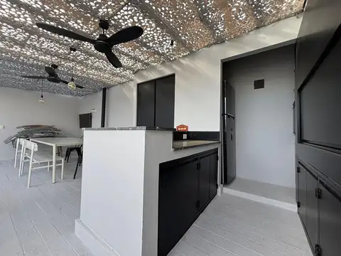 Depto Tipo Casa en Venta de 4 dormitorios