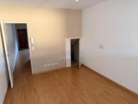 DUPLEX EN VENTA EN BOULOGNE - OPORTUNIDAD.