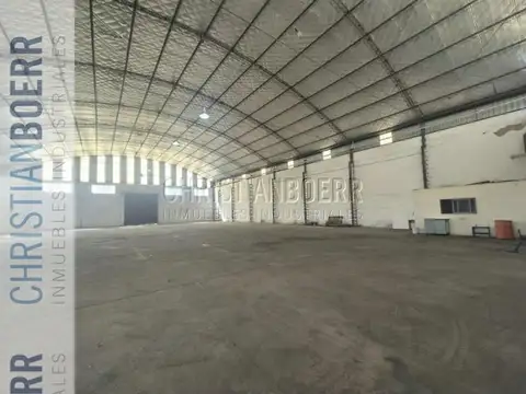 Galpon en Alquiler en Área de Promoción el Triángulo, USD 9.750