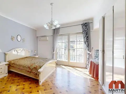 Casa en Venta de 5 Ambientes en Boulogne Sur Mer con Garage, Terraza y Jardín
