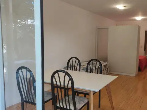Oro 2300, Piso 2