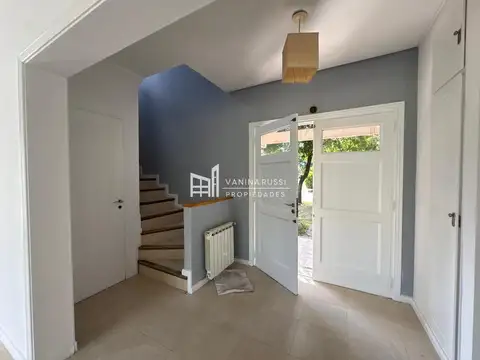 Casa 4 ambientes con 3 baños