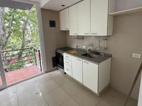 Excelente monombiente, al frente con balcon, regia vista, 2 cuadras Av Nazca, foco comercial