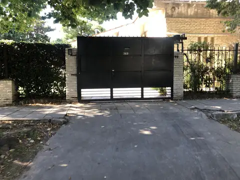 Casa en  VENTA CITY BELL