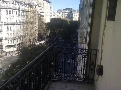 25 De Mayo 700, Piso 4