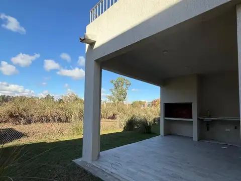 Casa en Alquiler de 2 dormitorios