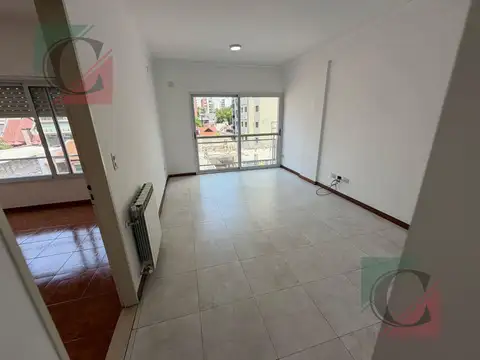 Departamento 2 ambientes  Lanús Oeste