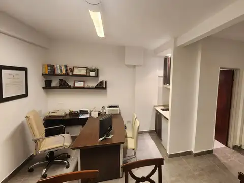 Avenida Cabildo 1400, Piso PB