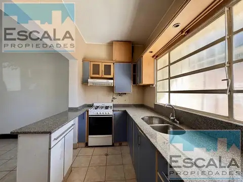 Casa en Alquiler 50 años