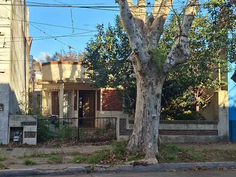 Casa en venta a reciclar en La Lucila