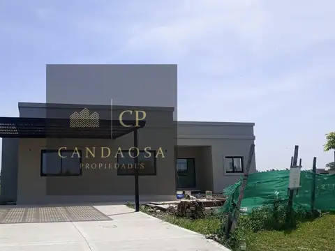 MMC. Casa con pileta en venta barrio Monet, Cardales