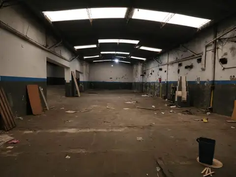 Galpón en alquiler en Constitucion