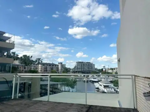 Departamento 4 ambientes vista Bahia. Apto profesional.
