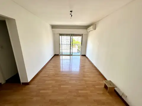 Terrada 1700, Piso 6