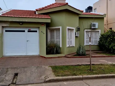 Casa en venta | 3 dormitorios | barrio sarmiento