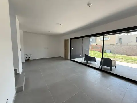 Casa en Venta 1 año