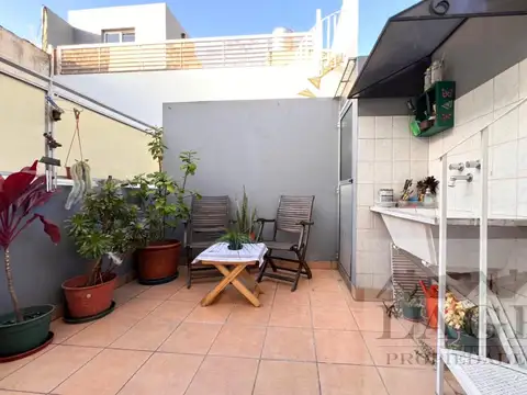 Depto Tipo Casa en Venta 25 años