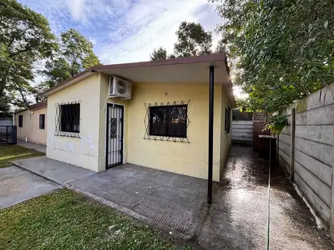 ALQUILER CASA 1 DORMITORIO Y COCHERA SAN LUIS 