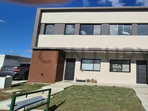 Casa de 4 ambientes a estrenar en Pilar barrio cerrado Spring Park