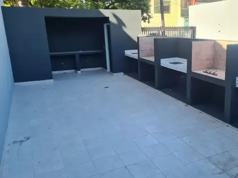 HERMOSO MONOAMBIENTE EN CASEROS NORTE CON PISCINA Y SUM!