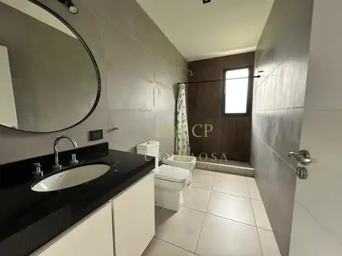 Gs Casa Venta Una Planta B,cerrado Pilar Del Este